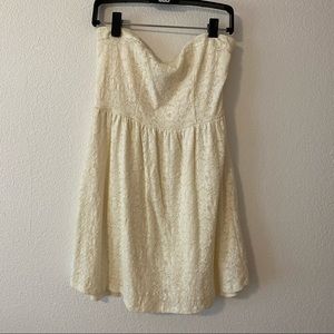 Lace strapless dress